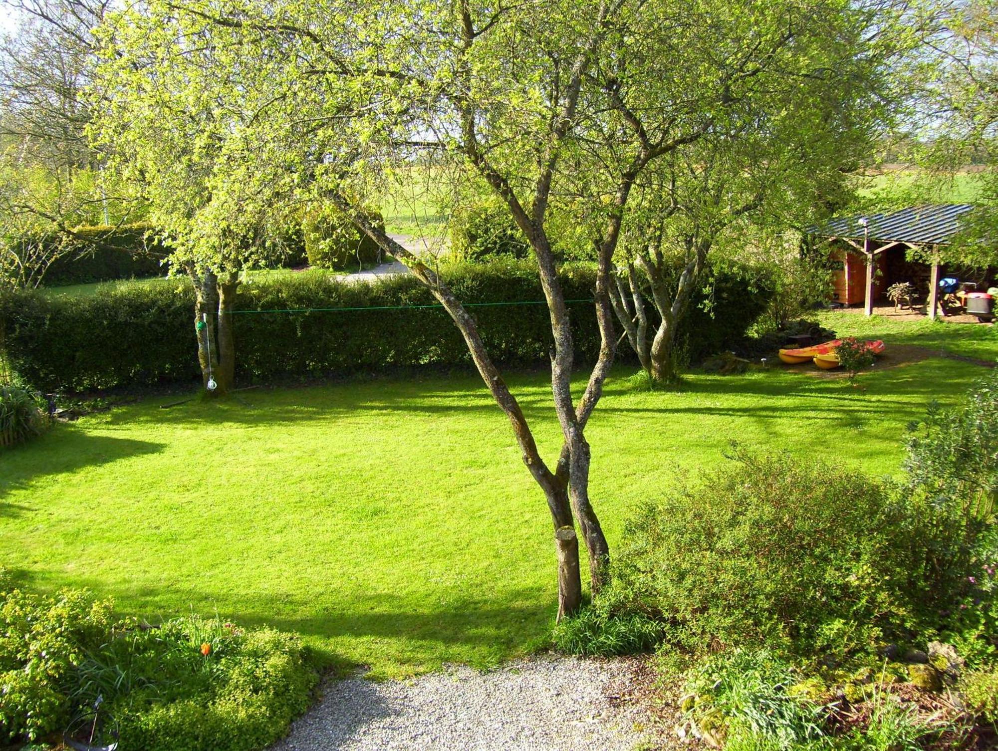 Le Boterff Gites Et Camping Saint-Mayeux Zimmer foto